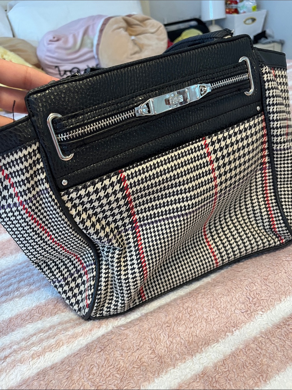 Chaps Black & White Houndstooth Tote with Red Stripe